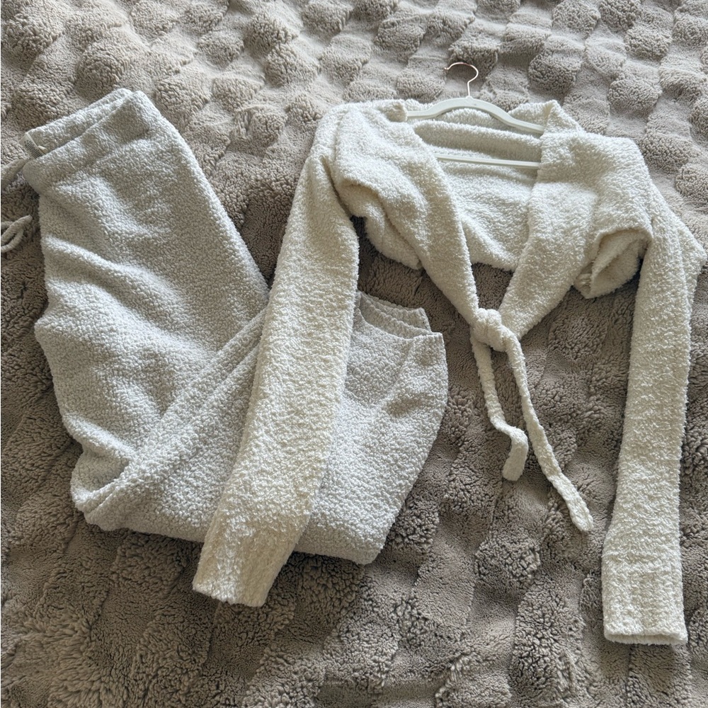 SKIMS Cream Fuzzy Lounge Set